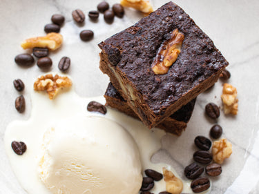 Low Calorie Low Carb Coffee & Walnut Brownies With Ice Cream 